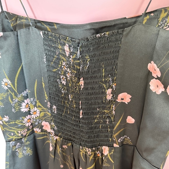 NEW Reformation Frankie Silk  Dress in Buena Green Floral | size 2 - Picture 10 of 14